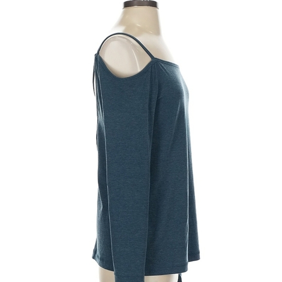 GAP BREATH OFF THE SHOULDER TOP - Picture 2 of 3